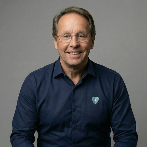 Fernando Figueroa, Gerente General (CEO)